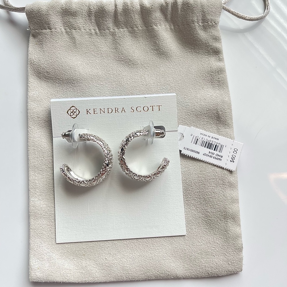 Kendra Scott harper hoops in silver
